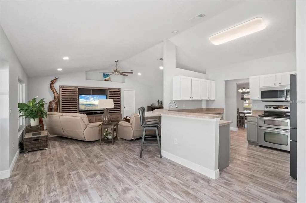 5250 Sunnyvale Road North Port FL 34288