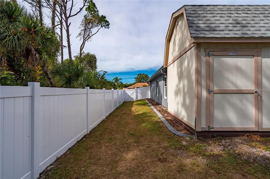5250 Sunnyvale Road North Port FL 34288