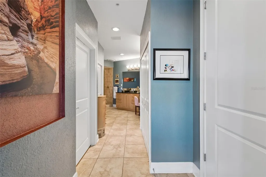 1038 Bellasol Way Apollo Beach FL 33572
