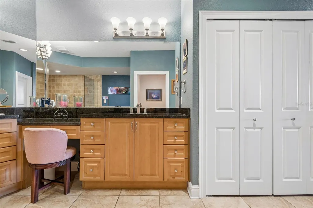 1038 Bellasol Way Apollo Beach FL 33572