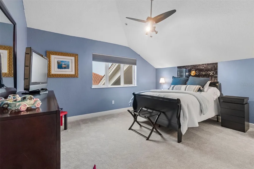 1038 Bellasol Way Apollo Beach FL 33572