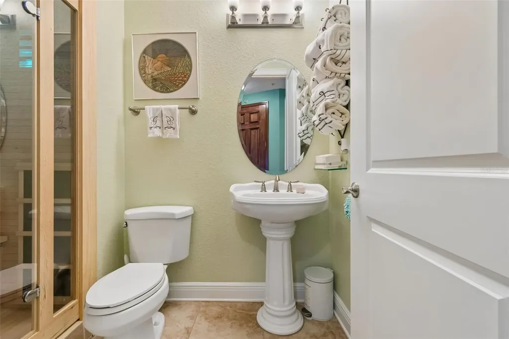1038 Bellasol Way Apollo Beach FL 33572