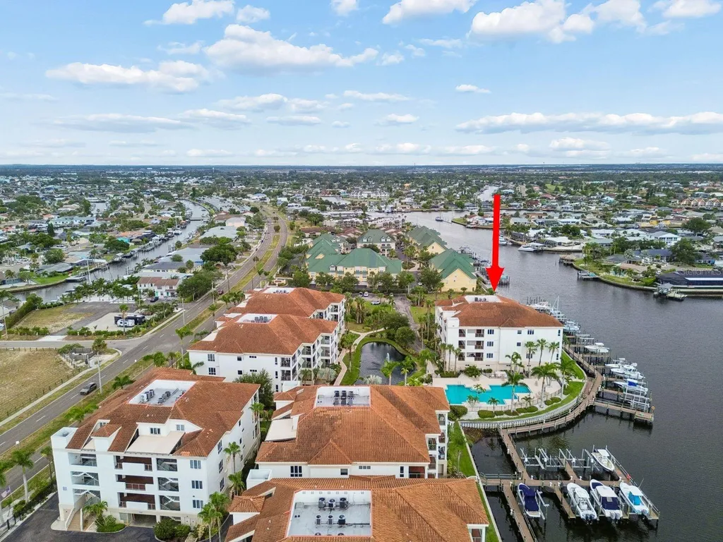 1038 Bellasol Way Apollo Beach FL 33572