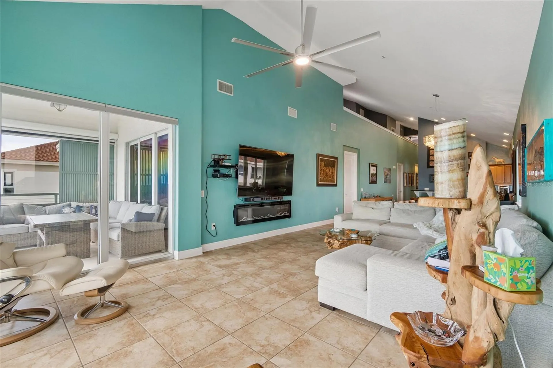 1038 Bellasol Way Apollo Beach FL 33572