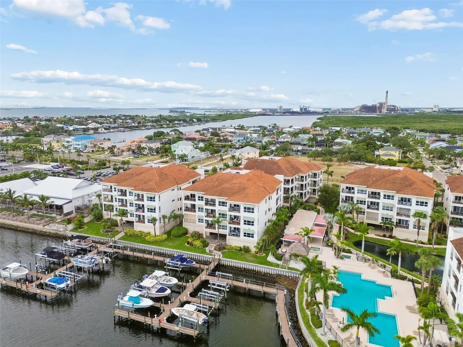 1038 Bellasol Way Apollo Beach FL 33572