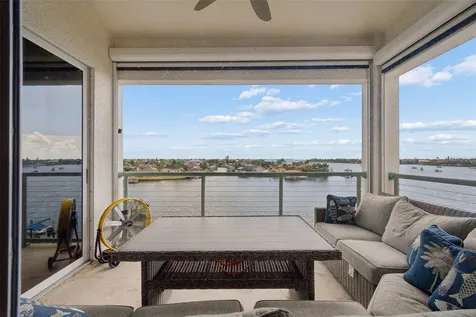1038 Bellasol Way Apollo Beach FL 33572