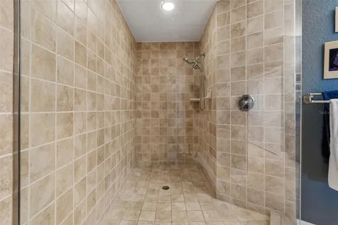 1038 Bellasol Way Apollo Beach FL 33572