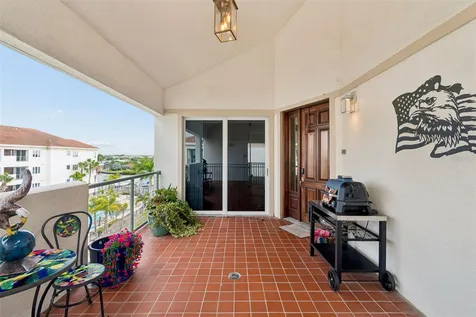 1038 Bellasol Way Apollo Beach FL 33572
