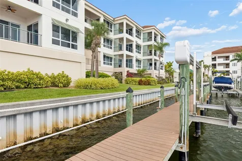 1038 Bellasol Way Apollo Beach FL 33572