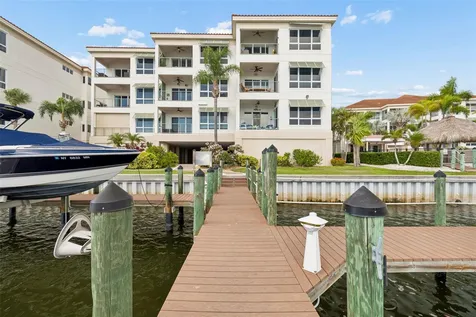 1038 Bellasol Way Apollo Beach FL 33572