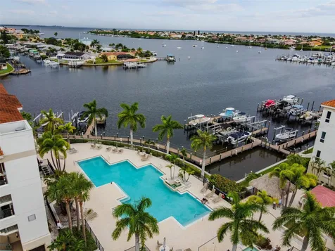 1038 Bellasol Way Apollo Beach FL 33572