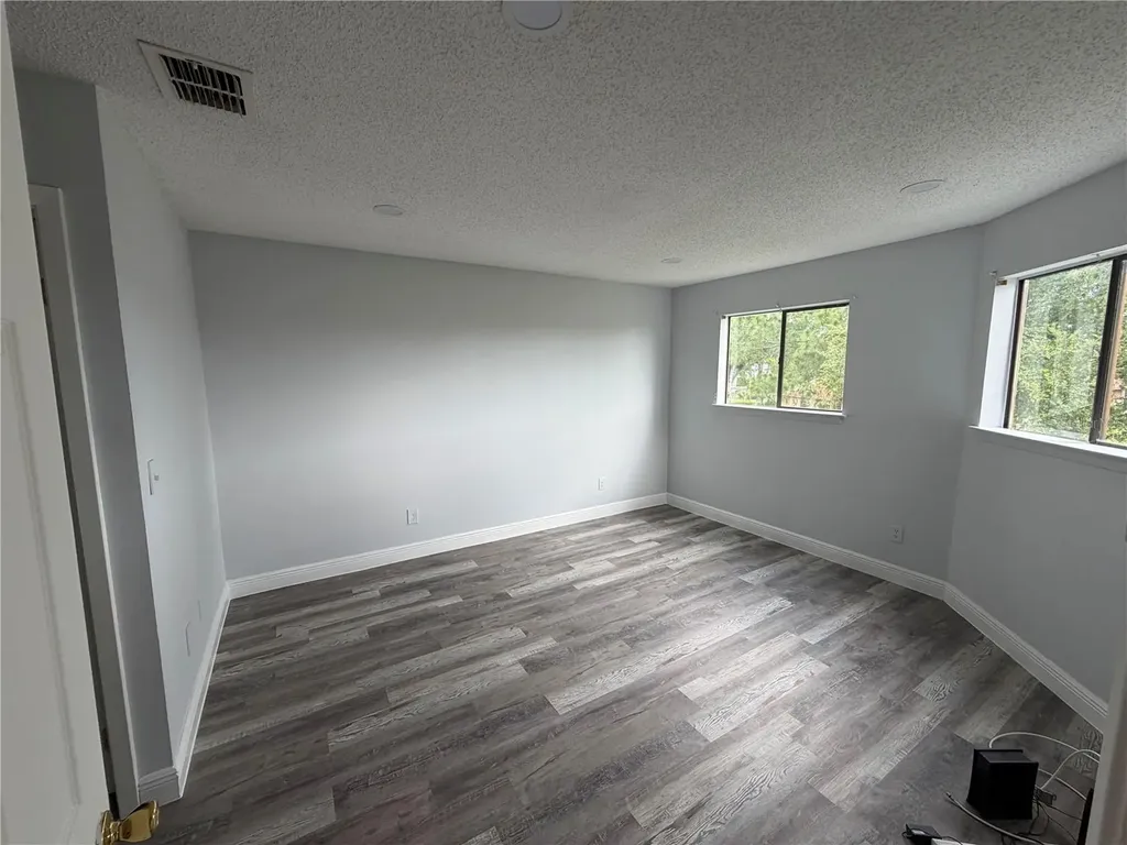 7298 Ulmerton Road Largo FL 33771