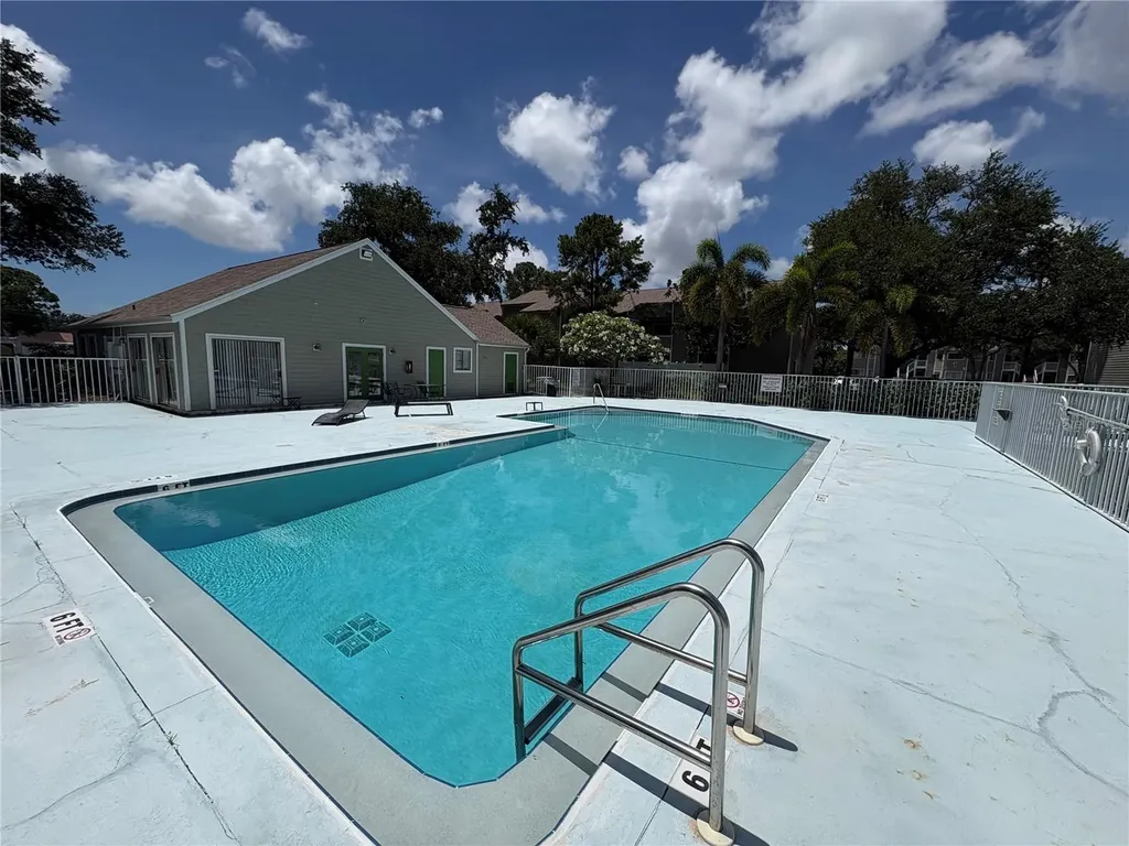 7298 Ulmerton Road Largo FL 33771