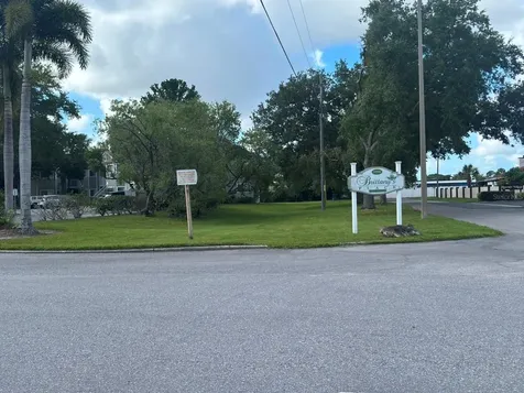 7298 Ulmerton Road Largo FL 33771