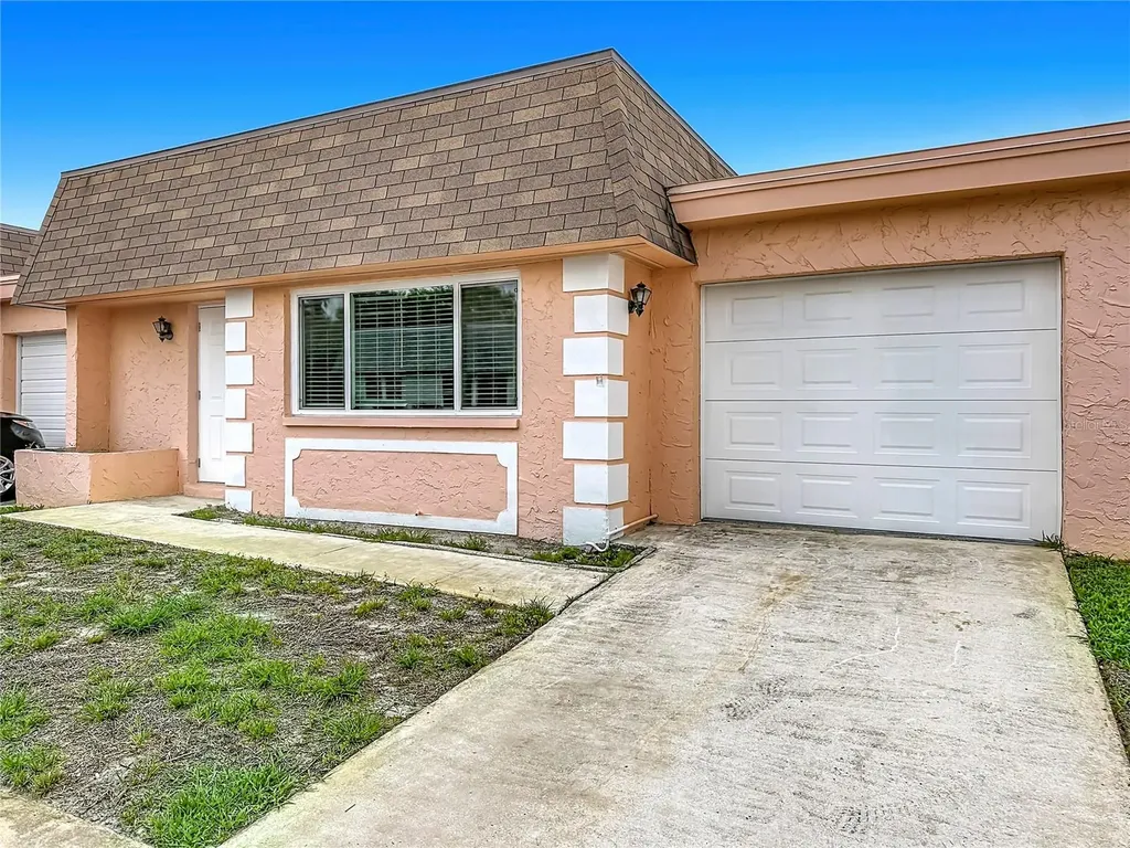 8454 Austin N Pinellas Park FL 33781