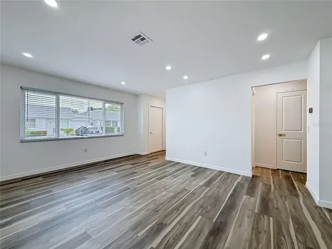 8454 Austin N Pinellas Park FL 33781