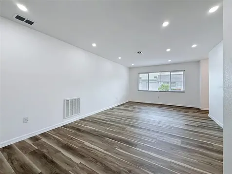 8454 Austin N Pinellas Park FL 33781