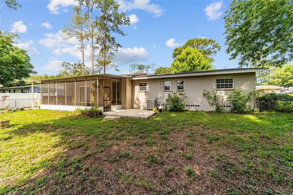737 NE 17th Terrace Ocala FL 34470