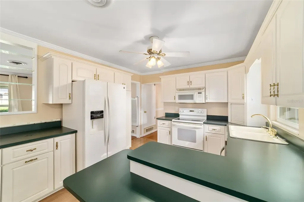 737 NE 17th Terrace Ocala FL 34470