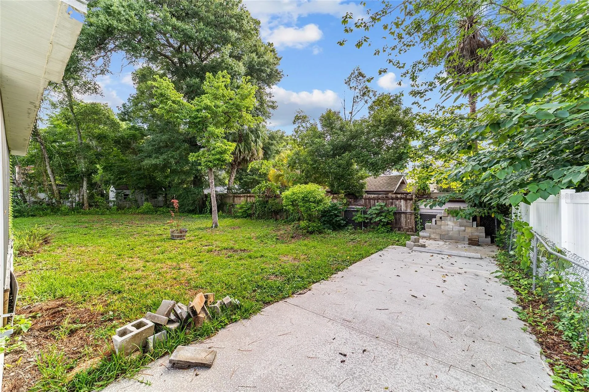 737 NE 17th Terrace Ocala FL 34470