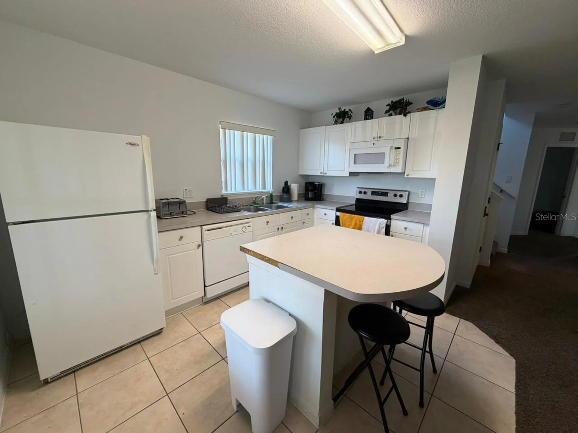 2714 Club Cortile Circle Kissimmee FL 34746