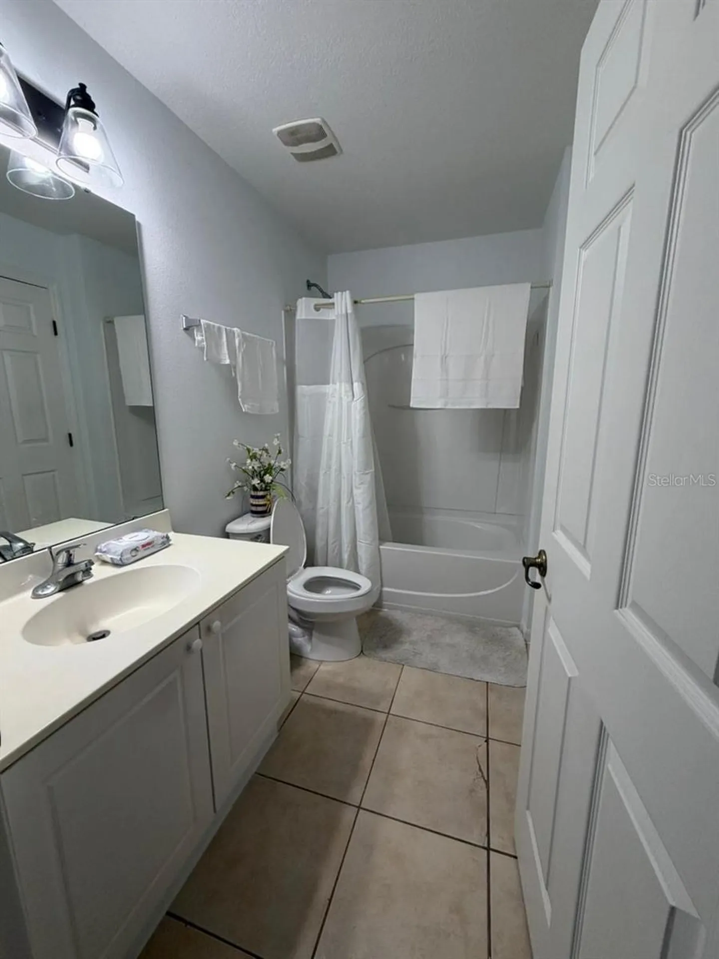 2714 Club Cortile Circle Kissimmee FL 34746