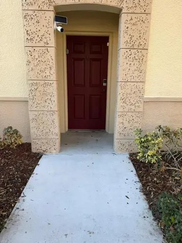 2714 Club Cortile Circle Kissimmee FL 34746