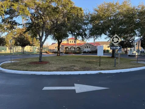 2714 Club Cortile Circle Kissimmee FL 34746