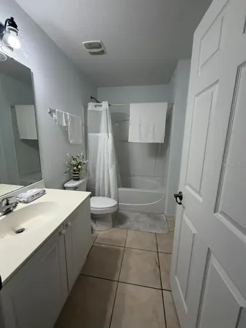 2714 Club Cortile Circle Kissimmee FL 34746