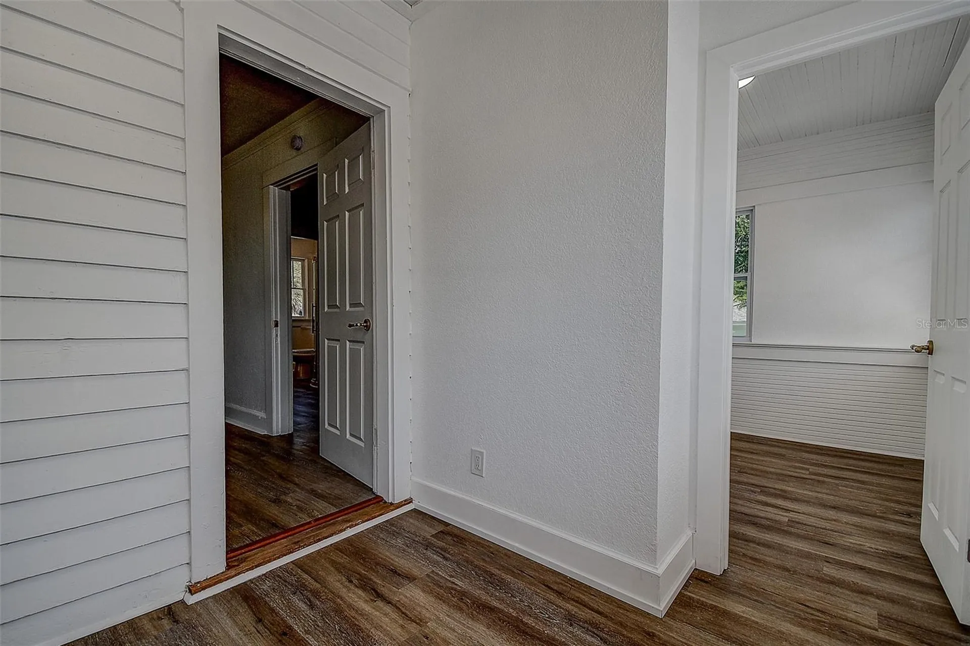 212 48th Street N St Petersburg FL 33713