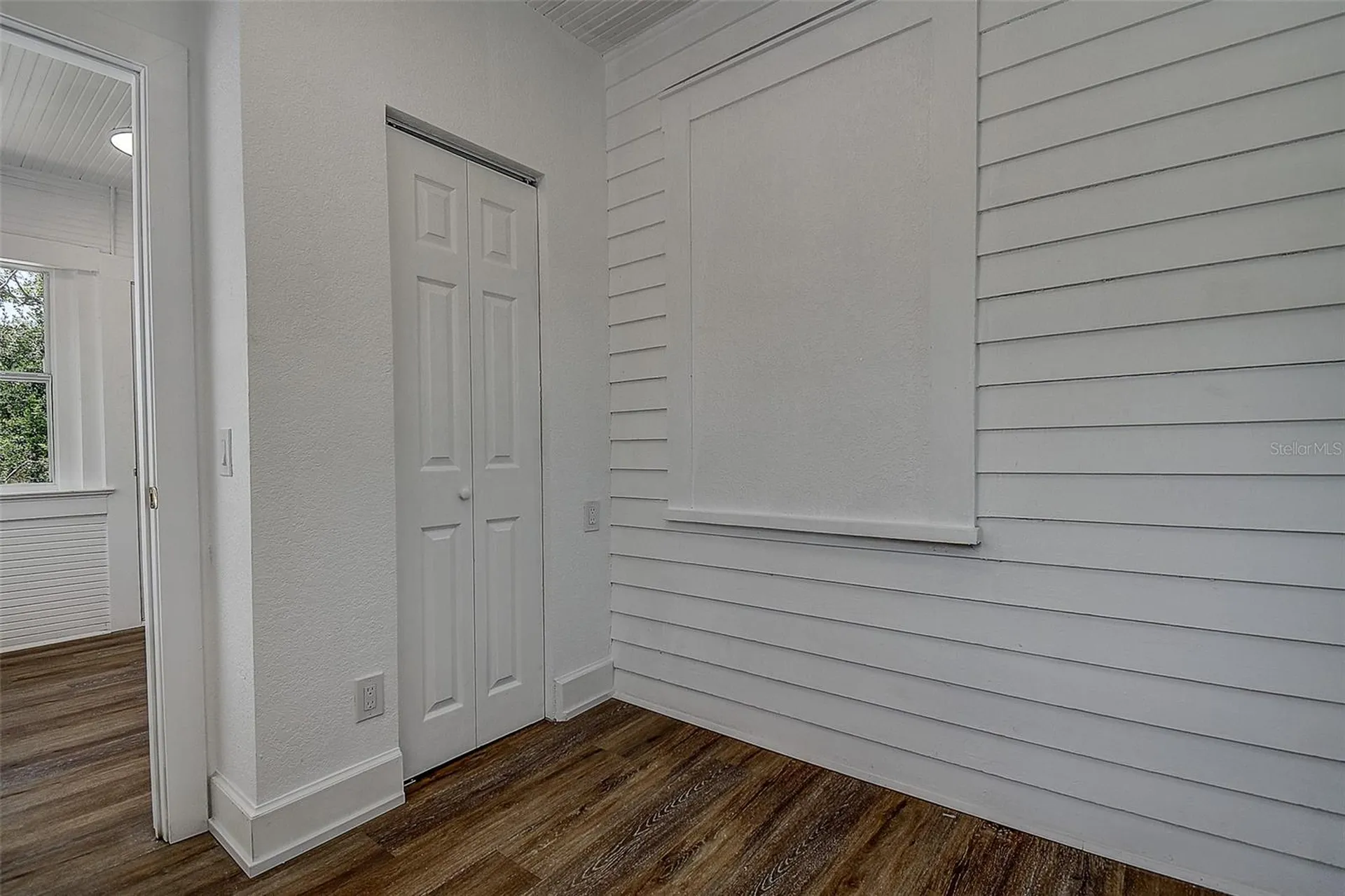 212 48th Street N St Petersburg FL 33713