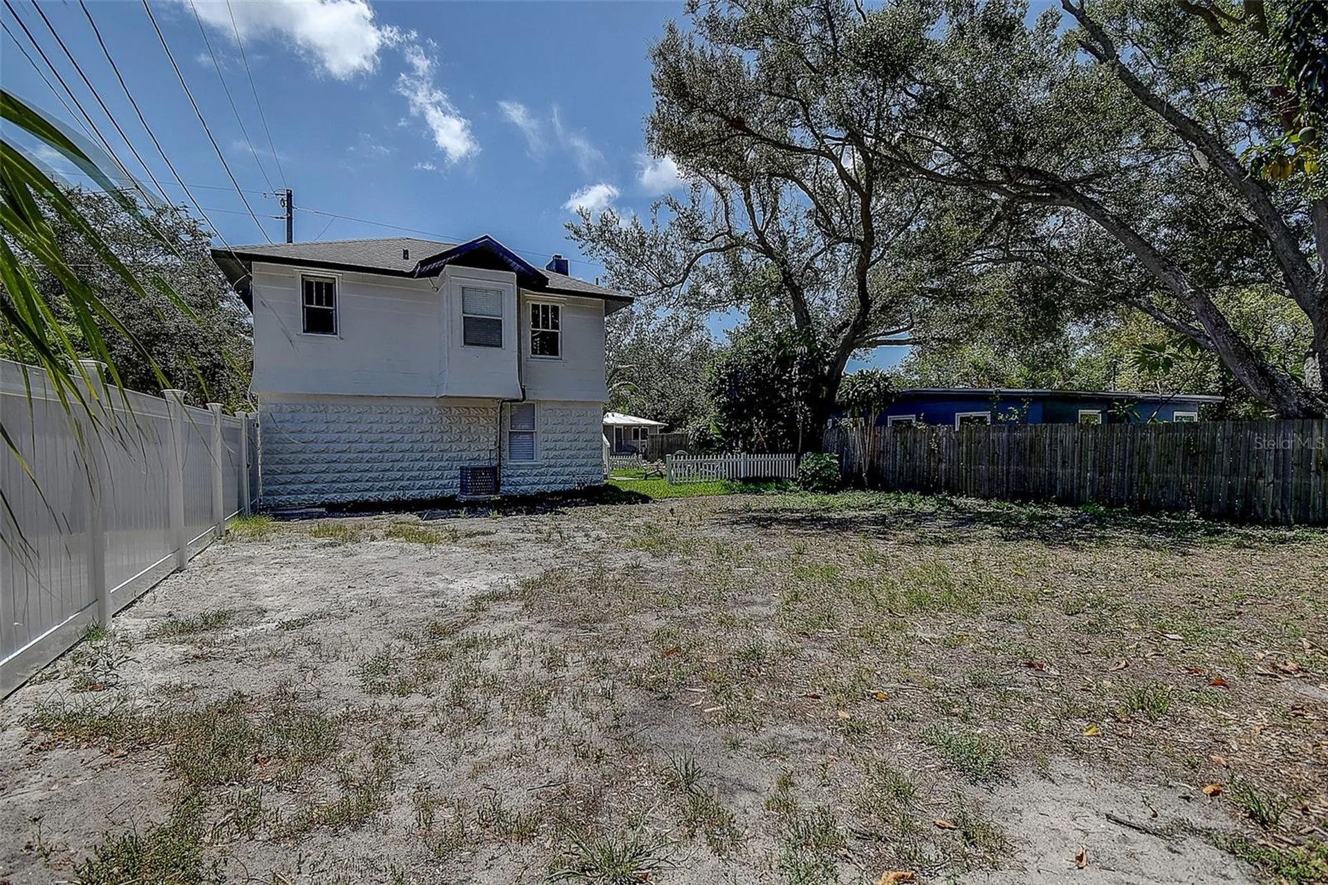 212 48th Street N St Petersburg FL 33713