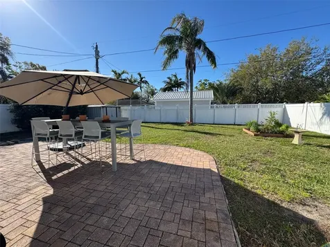 11 N Crest Avenue Clearwater FL 33755