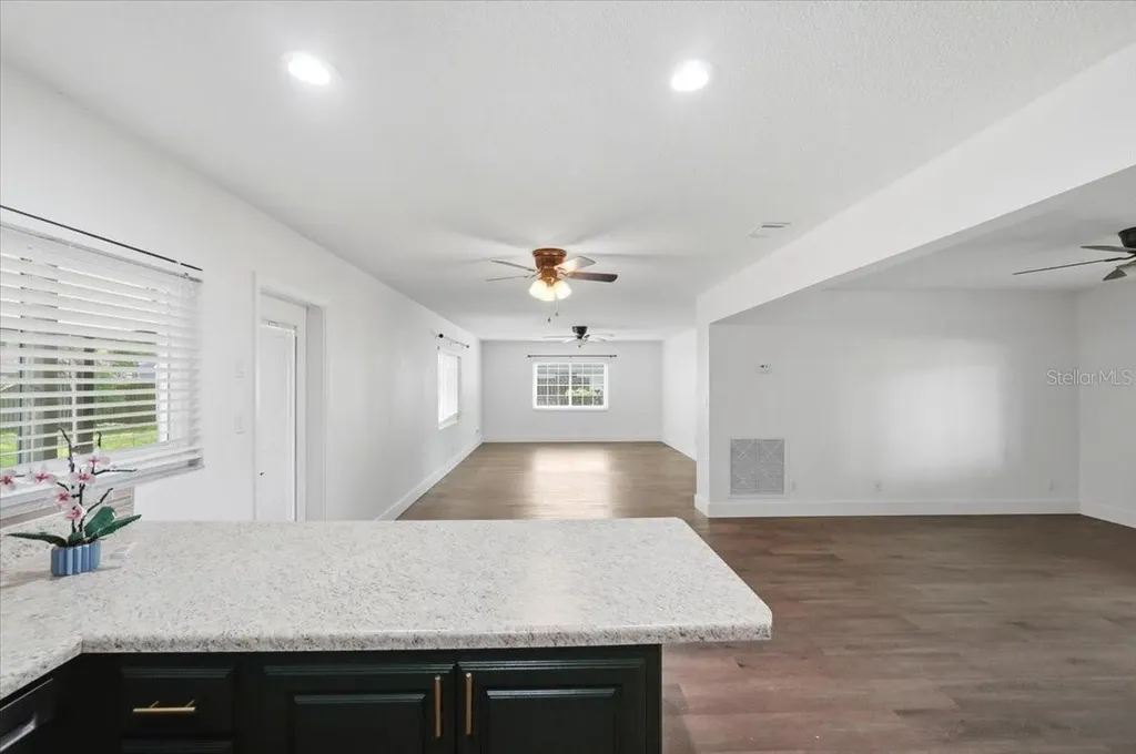 1210 Carol Avenue Auburndale FL 33823