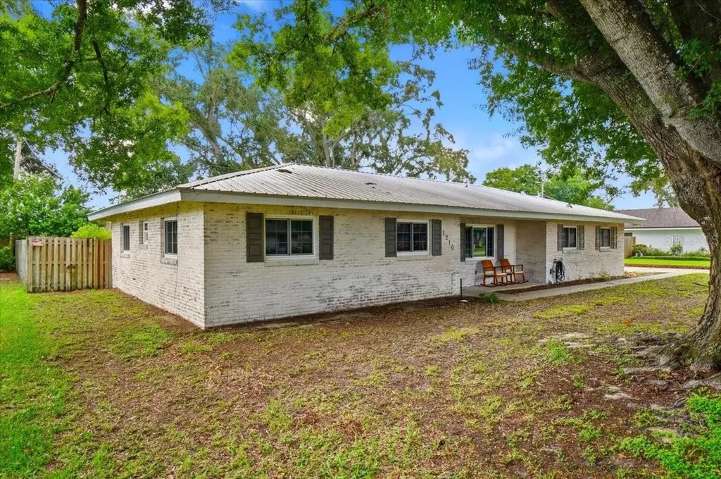 1210 Carol Avenue Auburndale FL 33823