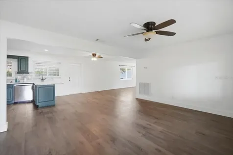 1210 Carol Avenue Auburndale FL 33823