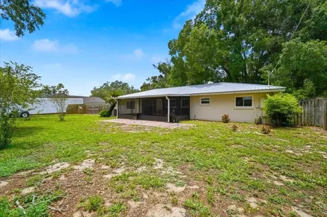 1210 Carol Avenue Auburndale FL 33823