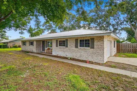 1210 Carol Avenue Auburndale FL 33823
