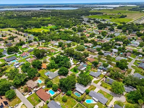 1210 Carol Avenue Auburndale FL 33823