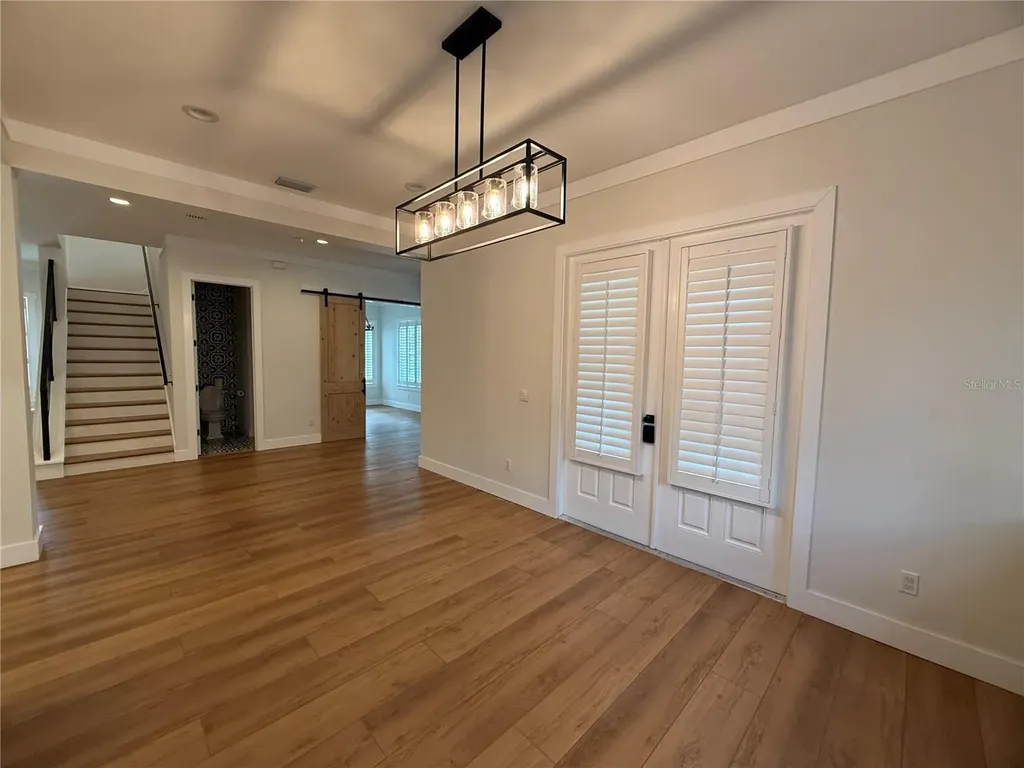 20 W Crest Avenue Winter Garden FL 34787