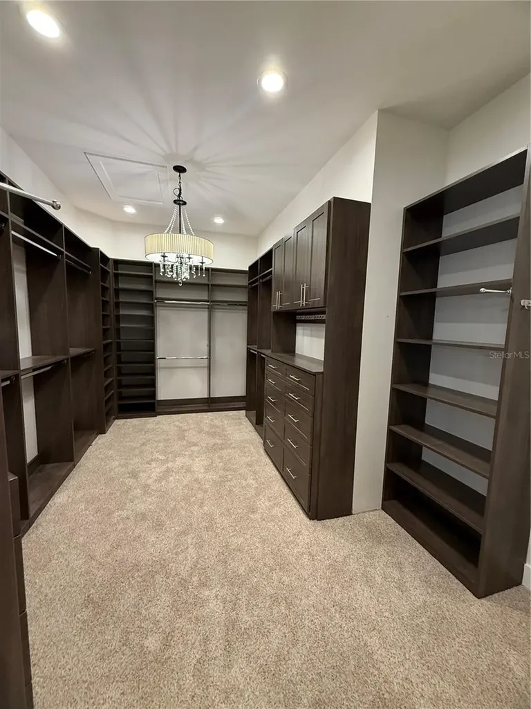 20 W Crest Avenue Winter Garden FL 34787