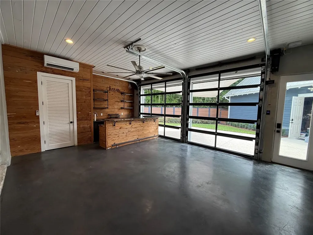 20 W Crest Avenue Winter Garden FL 34787