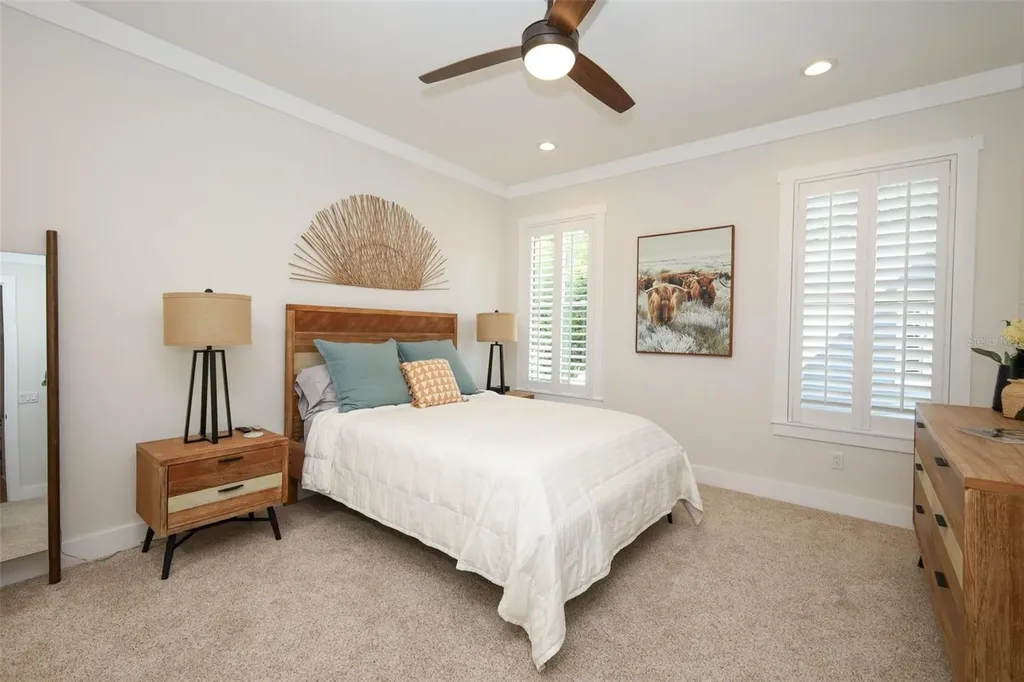 20 W Crest Avenue Winter Garden FL 34787