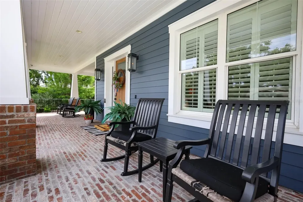 20 W Crest Avenue Winter Garden FL 34787