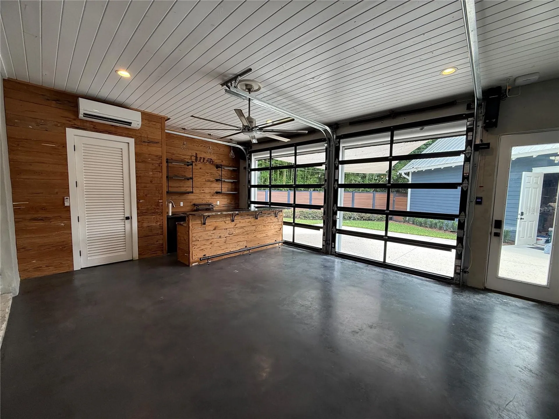 20 W Crest Avenue Winter Garden FL 34787