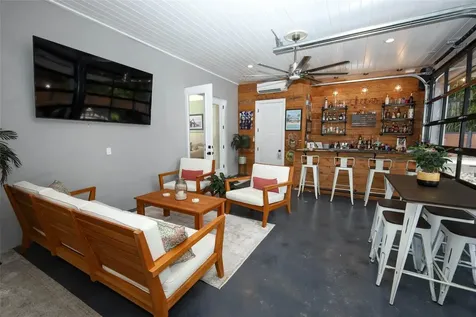 20 W Crest Avenue Winter Garden FL 34787
