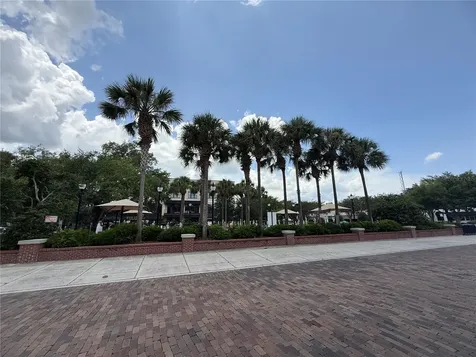 20 W Crest Avenue Winter Garden FL 34787