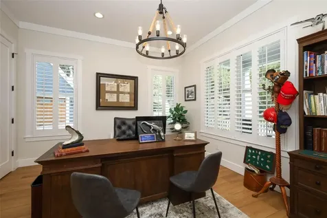 20 W Crest Avenue Winter Garden FL 34787