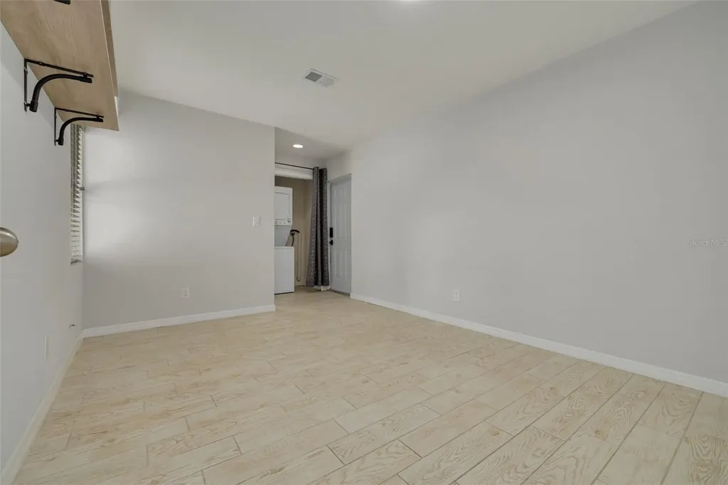 710 50th Avenue N St Petersburg FL 33703