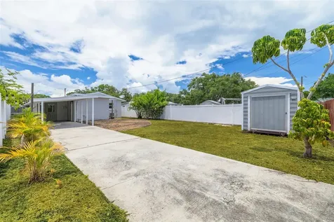 710 50th Avenue N St Petersburg FL 33703